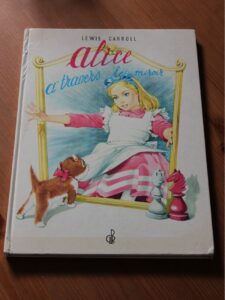 Alice à travers le mirroir (Maraja)